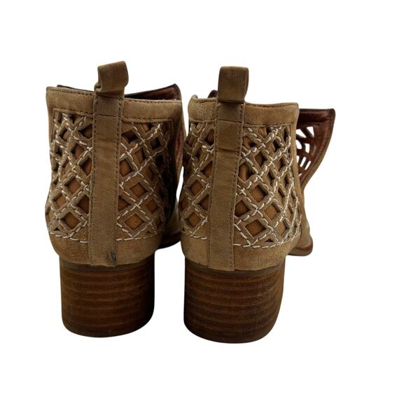 Jeffrey Campbell Taggart Laser Cut Lattice Leather Booties Women's Size 6.5 - Picture 5 of 12